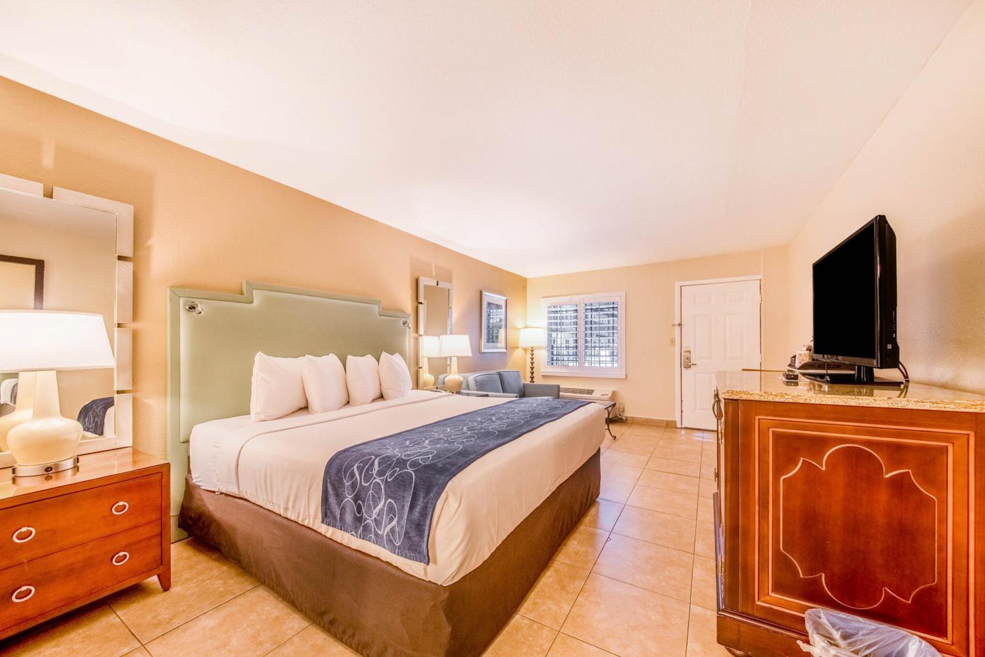 Quarto Deluxe com Cama King-size - Não Fumantes